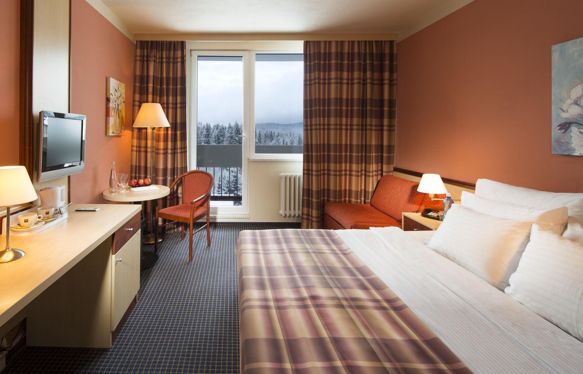 Orea Resort Sklar Харачов Екстериор снимка