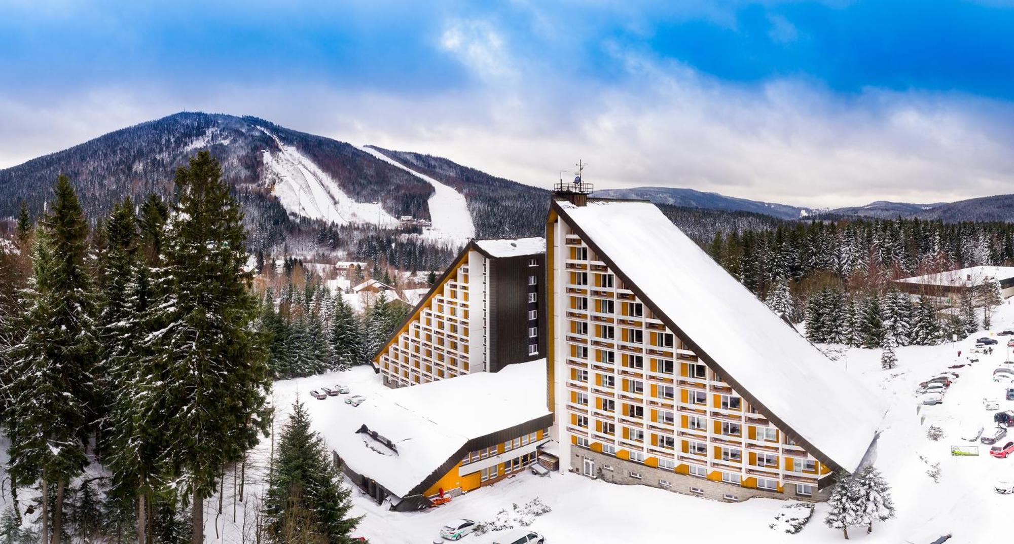 Orea Resort Sklar Харачов Екстериор снимка