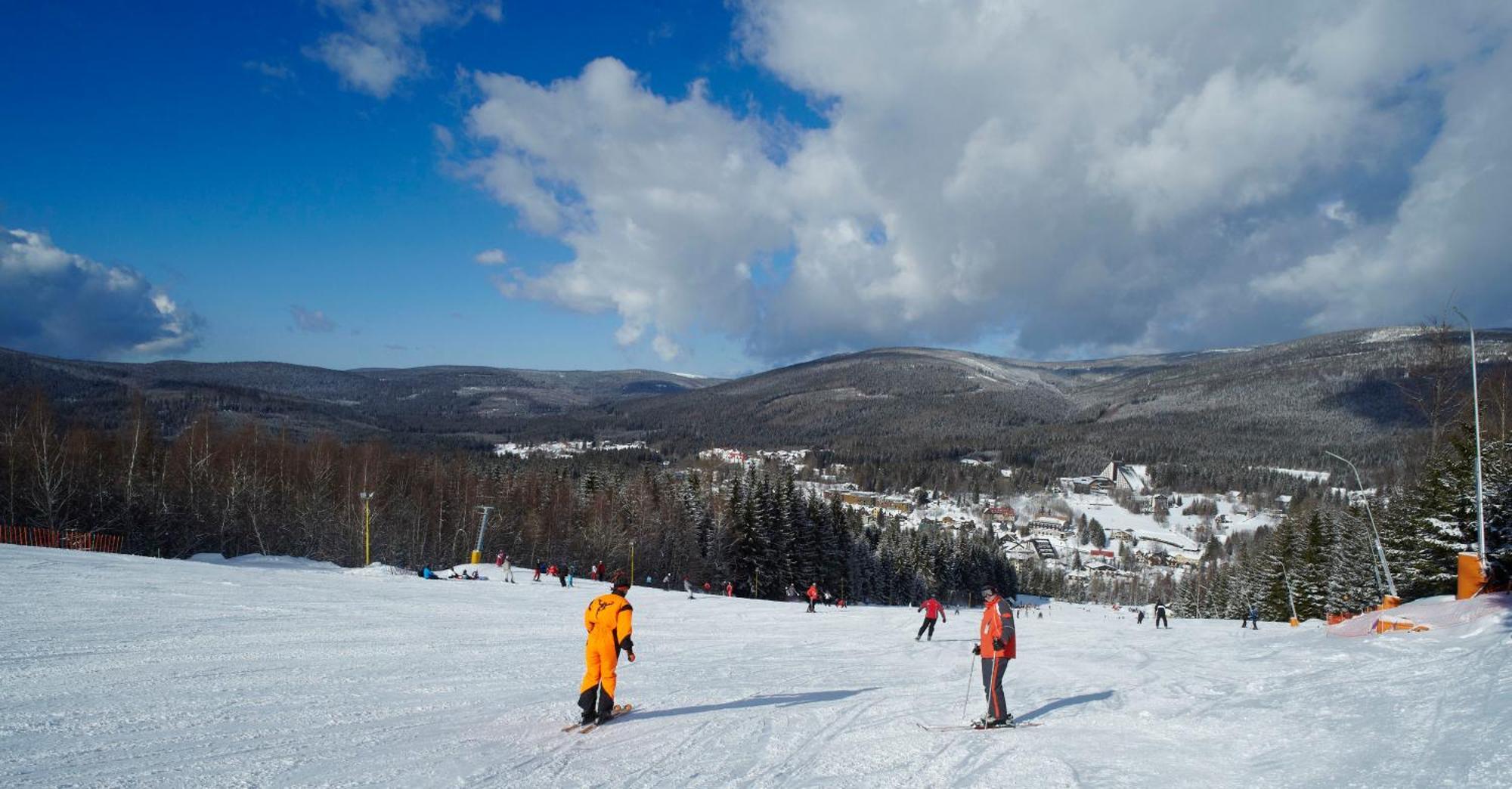 Orea Resort Sklar Харачов Екстериор снимка