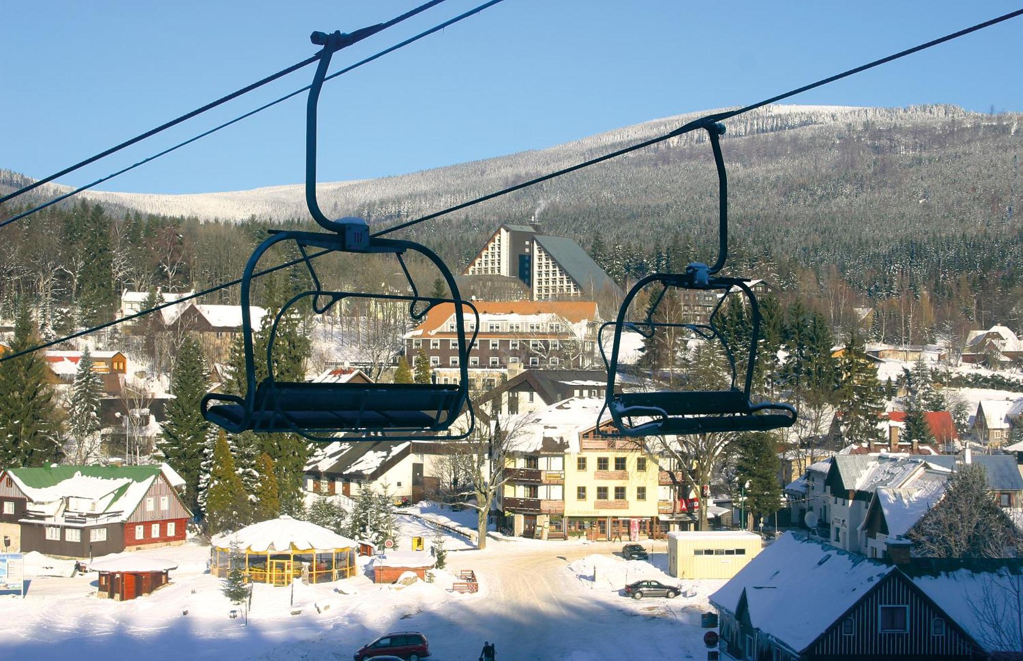 Orea Resort Sklar Харачов Екстериор снимка